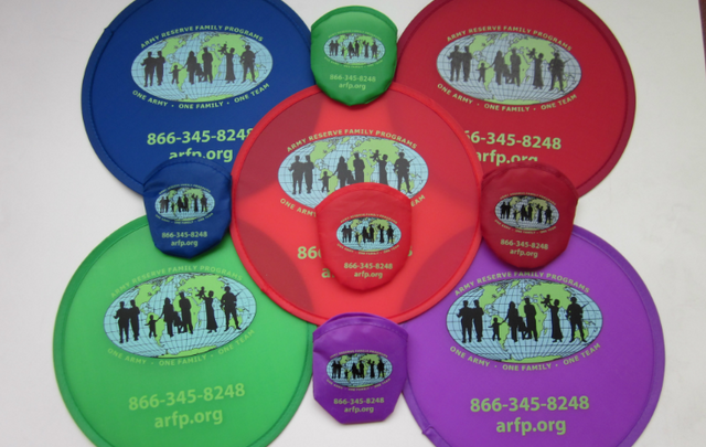 Frisbee pliable et pochette personnalisés avec votre logo image