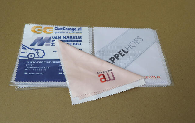 Small microfiber lens cloth image