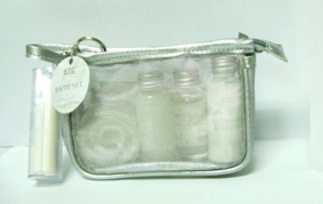 Trousse de voyage 2001 image