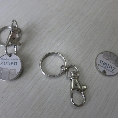 Metal trolley coin keychain Ø25mm with bespoke print Porte-clé avec jeton en métal Ø25mm avec impression sur-mesure image