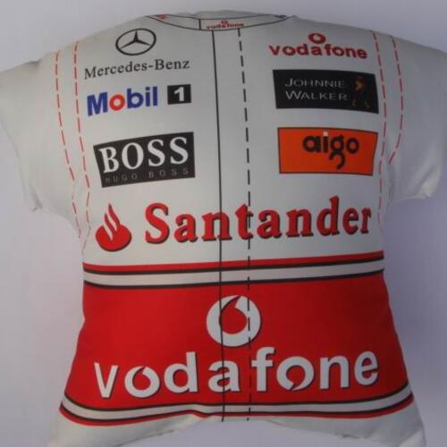 Coussin 38x35cm (forme de t-shirt) Coussin 38x35cm (forme de t-shirt) image